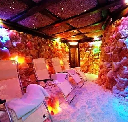 호텔 Pozar Salt Cave 3*