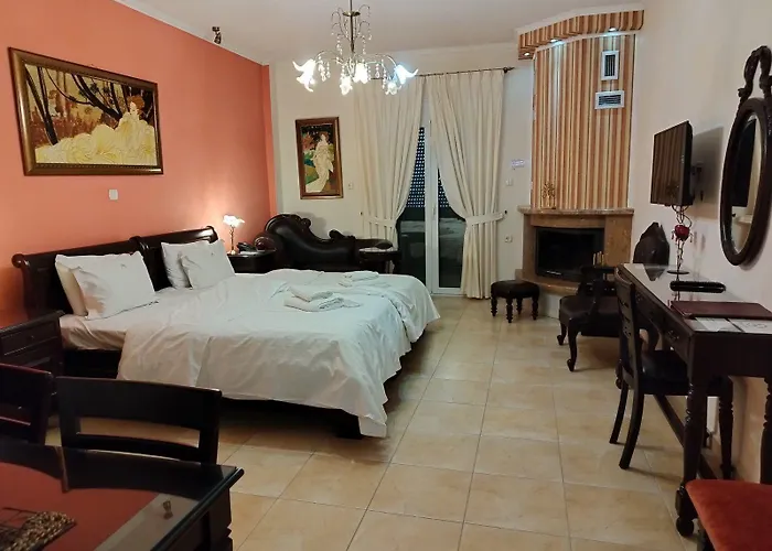 Pozar Salt Cave Káto Loutrákion